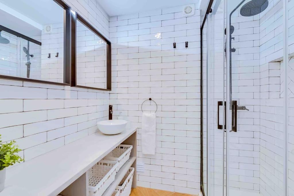 Downtown Bingo Apartment